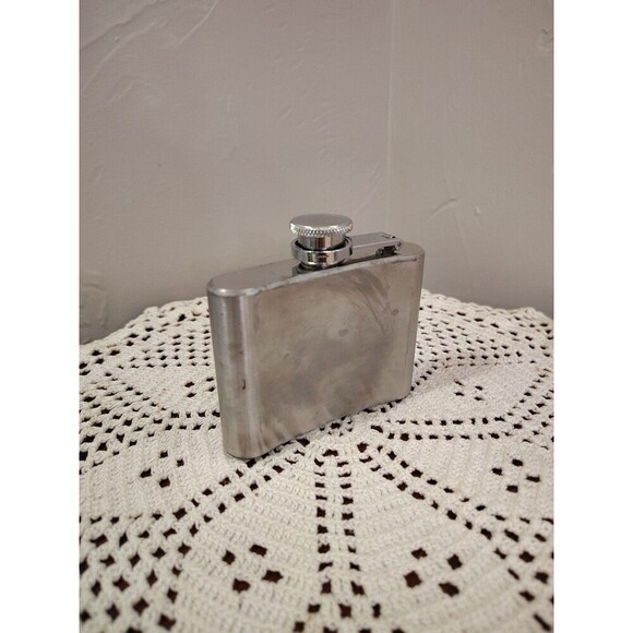 DEWAR'S STAINLESS STEEL 4OZ. SCOTCH WHISKEY Empty FLASK - Picture 2 of 10